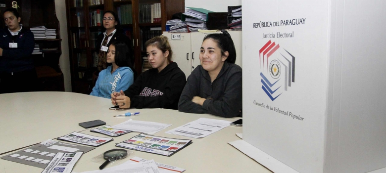 Alumnos del Comercio Nº 2 conformarán Centro de Estudiantes con el acompañamiento de la Justicia Electoral 